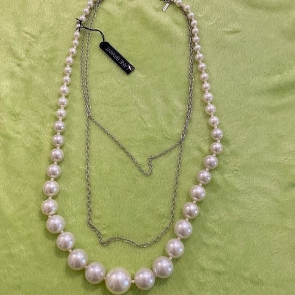 LANE Bryant‎ faux pearls necklace triple strand necklace - Picture 1 of 4